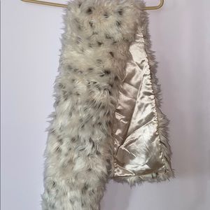 Chico’s pull through scarf